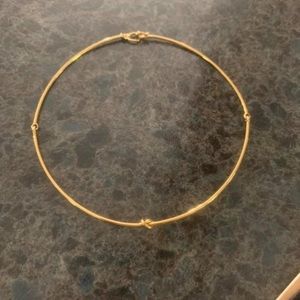 Stella & Dot simple knot necklace